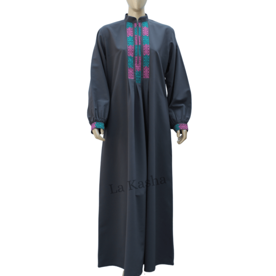 Abaya for women in Japanese kashibo with Turkish traditional embroidery